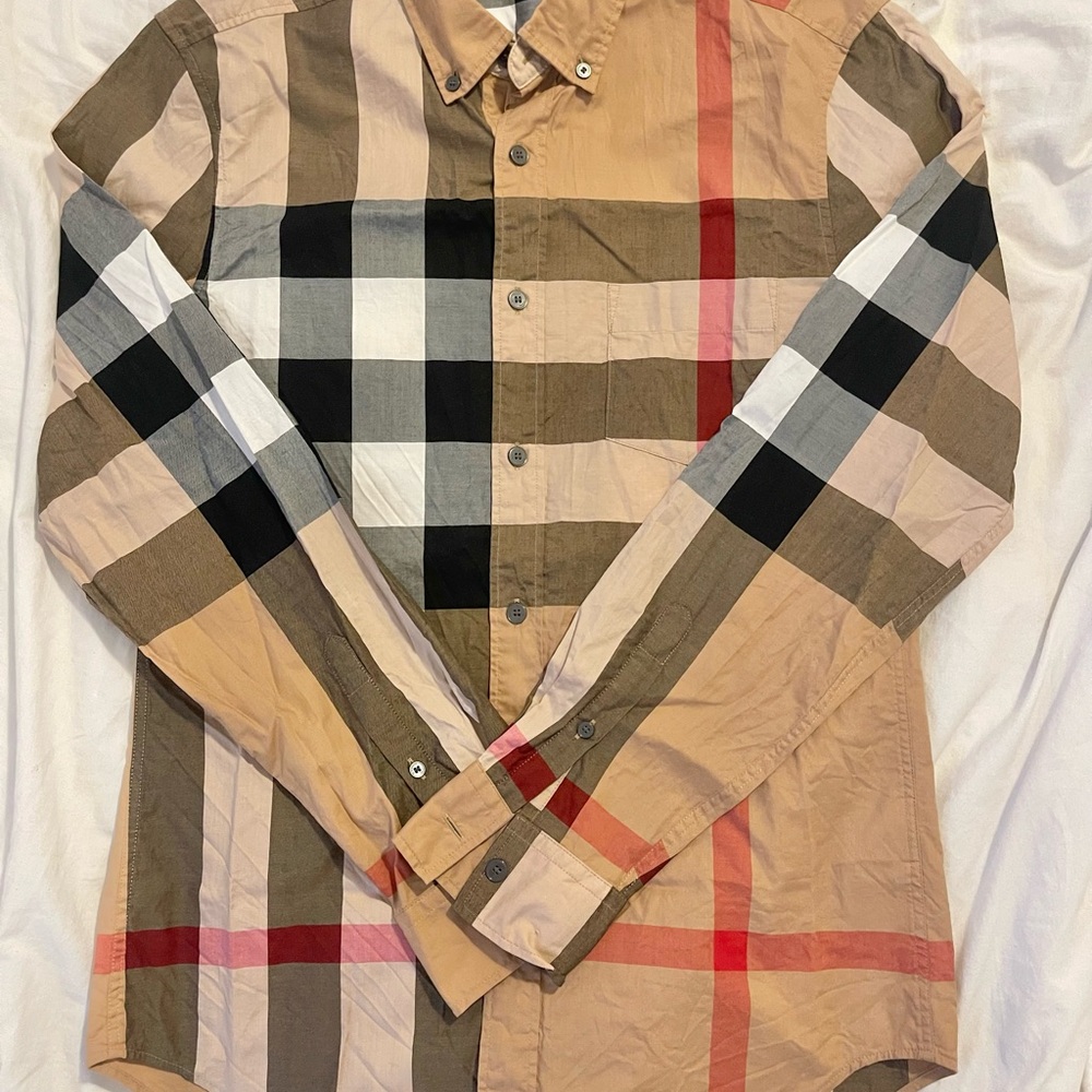 Burberry Classic button up Shirt